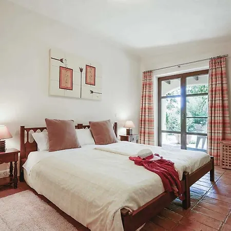 Villa Carvoeiro Sleeps 6 Air Con Wifi